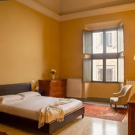 Palazzo Del 500 Nel Centro Di - Mare A Piedi, 3 Camere, Parcheggio Fano (Pesaro and Urbino)