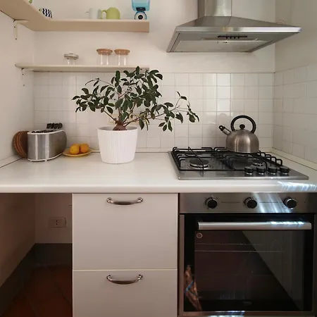 Ferienhaus Palazzo Del 500 Nel Centro Di - Mare A Piedi, 3 Camere, Parcheggio