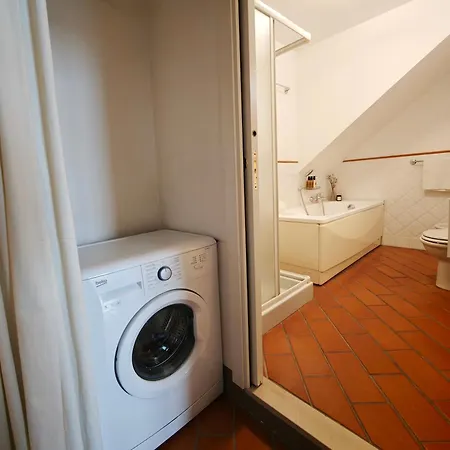 Palazzo Del 500 Nel Centro Di - Mare A Piedi, 3 Camere, Parcheggio Ferienhaus *